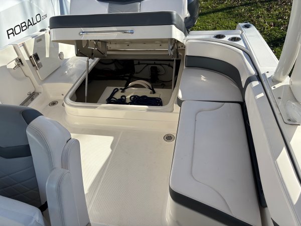 Pre-Owned 2021 Chaparral 280 OSX for sale