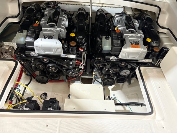 Pre-Owned 2021 Chaparral Power Boat for sale