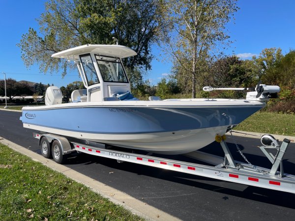 Used 2022 Robalo R266 Cayman Power Boat for sale