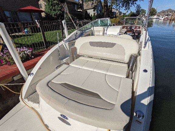 Pre-Owned 2008 Chaparral Power Boat for sale