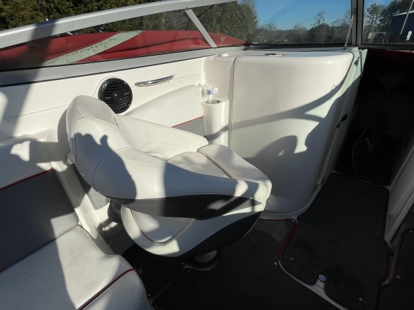 Pre-Owned 2009  powered Regal Boat for sale