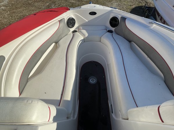 Pre-Owned 2009 Regal 246 Captiva for sale