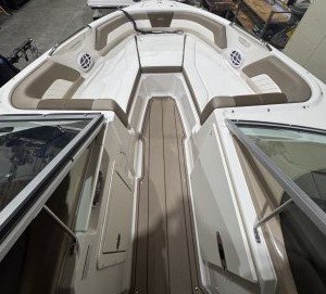 Used 2022 Chaparral Power Boat for sale