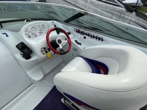 Used 1998  powered Power Boat for sale