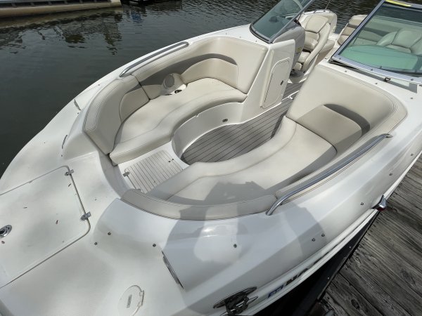 Pre-Owned 2005 Chaparral 236 Sunesta for sale