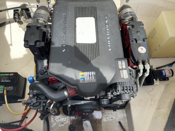 Pre-Owned 2005  powered Chaparral Boat for sale