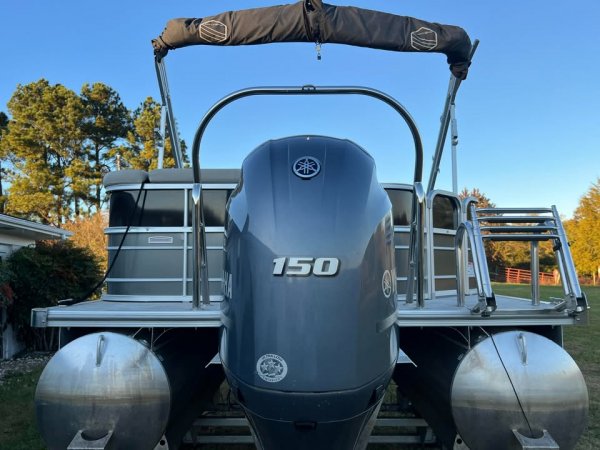 Used 2021  powered Power Boat for sale