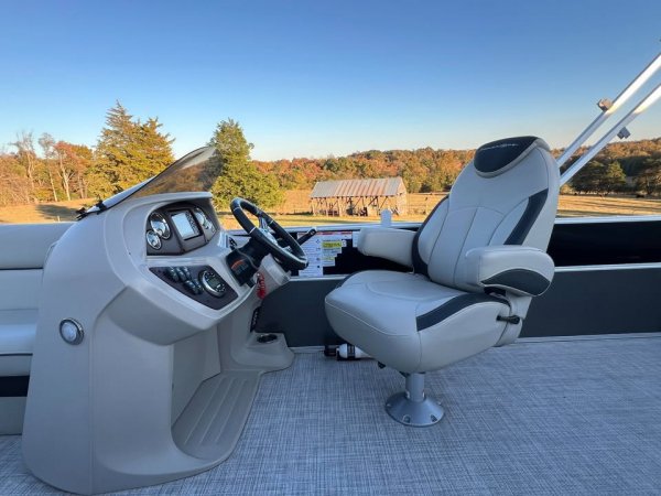 Used 2021  powered South Bay Boat for sale