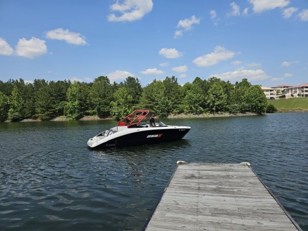 Used 2022 Yamaha AR 252X Power Boat for sale