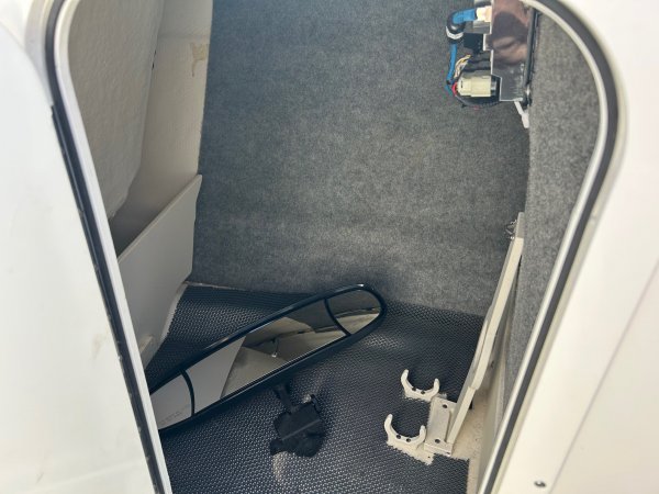 Used 2019  powered Chaparral Boat for sale