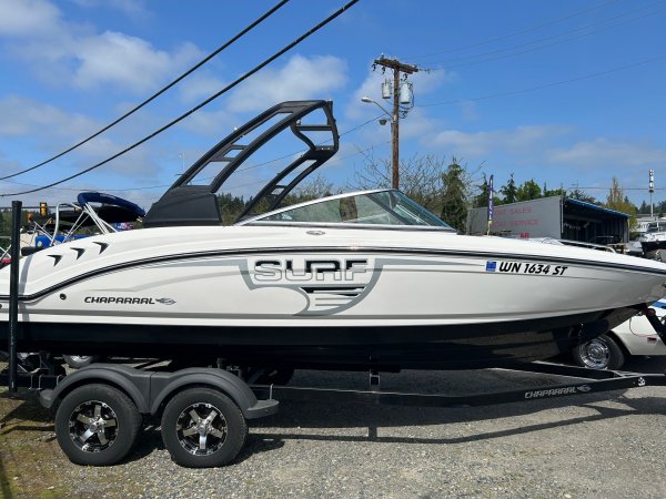 Used 2019 Chaparral 23 Surf for sale