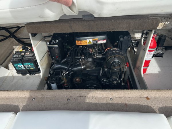 Pre-Owned 2000 Chaparral Power Boat for sale