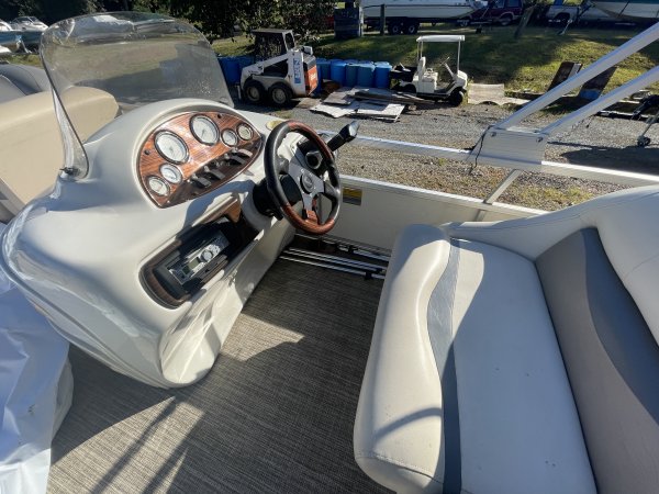 Used 2004 Suncruiser for sale