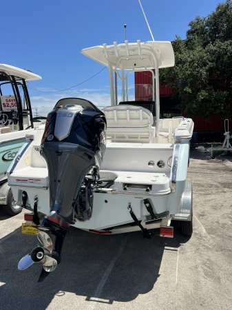 Pre-Owned 2023 Robalo R230 Power Boat for sale