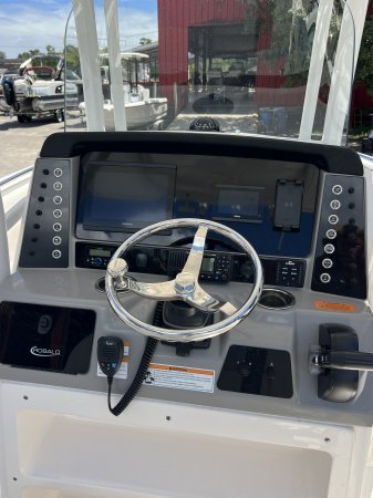 Pre-Owned 2023 Robalo for sale