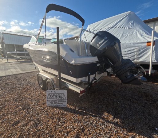 Used 2023  powered  Boat for sale