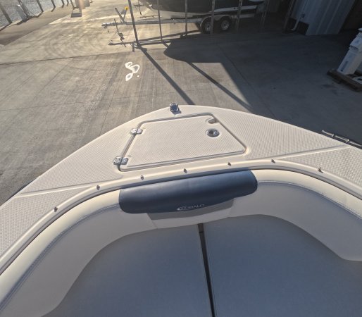 Used 2023  powered Robalo Boat for sale