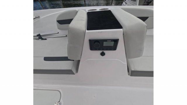 Pre-Owned 2022 Hurricane SS 185 Power Boat for sale