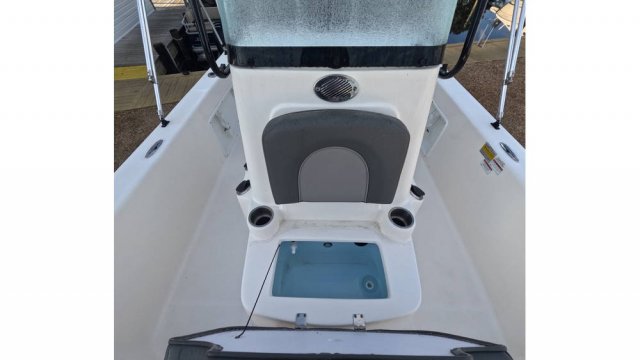 Pre-Owned 2023  powered Sundance Boat for sale