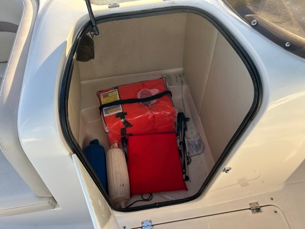 Used 2005  powered Power Boat for sale