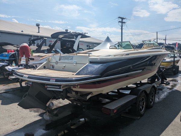 Used 2018  powered Chris Craft Boat for sale