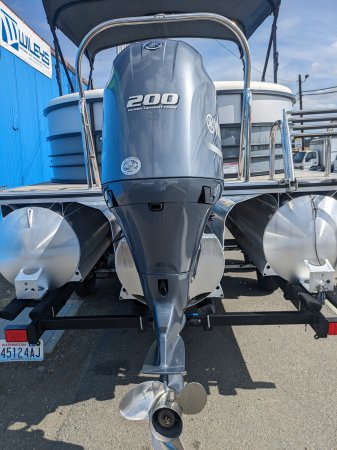 Pre-Owned 2026  powered Power Boat for sale