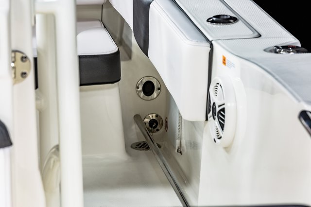 R202 Explorer - Rod Holders (PT)