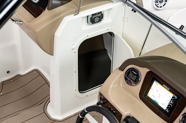 23 SSi OB - Console Storage