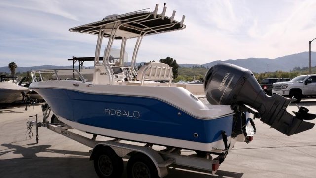 Pre-Owned 2017  powered Robalo Boat for sale