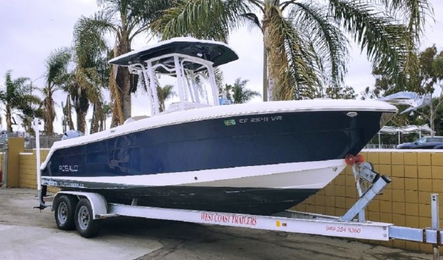 Pre-Owned 2018 Robalo for sale