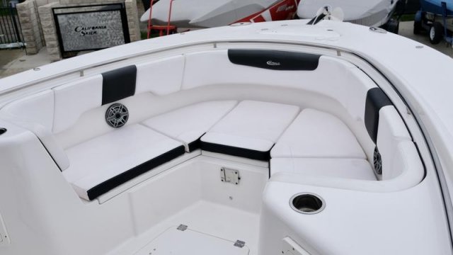 Pre-Owned 2021 Robalo Power Boat for sale