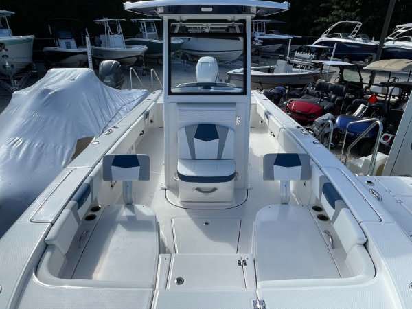 New 2023 Robalo 266 Cayman for sale