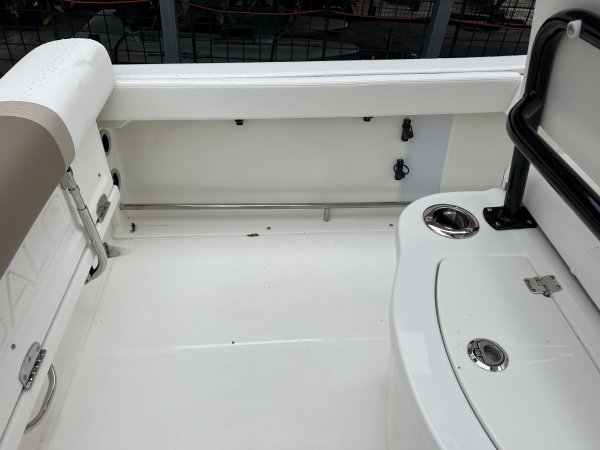 New 2023  powered Robalo Boat for sale