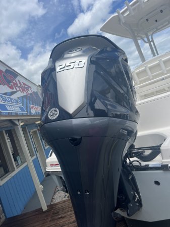 New 2023  powered Robalo Boat for sale