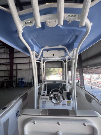 New 2023 Robalo R222 for sale