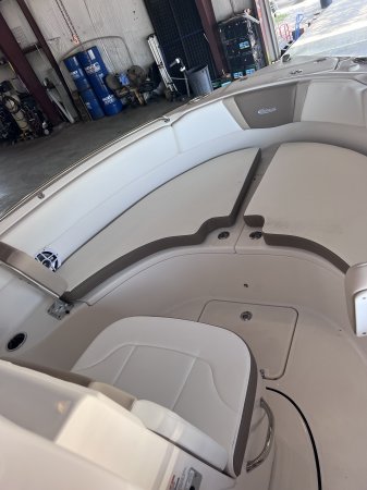 New 2023 Robalo R222 Power Boat for sale