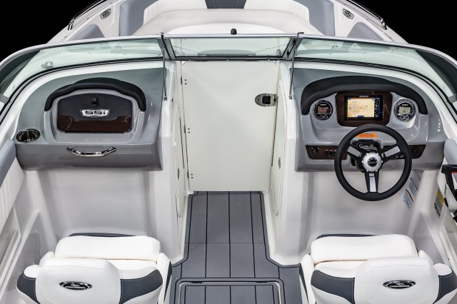 SSi-23-OB-BowCloseOffDoor