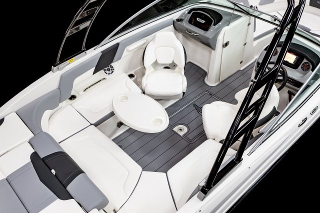 SSi-23-OB-CockpitDinette