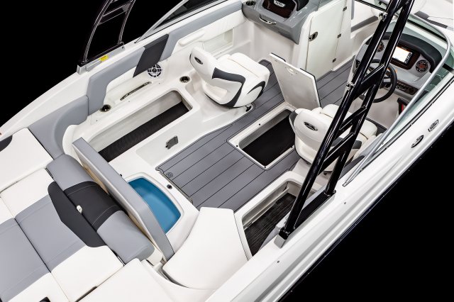 SSi-23-OB-CockpitStorage