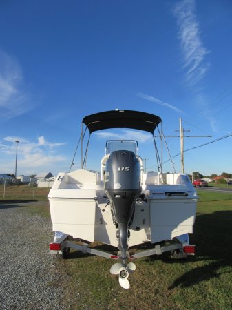 New 2024 Robalo R180 for sale