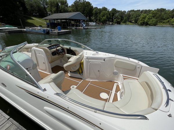 Used 2004 Chaparral Power Boat for sale