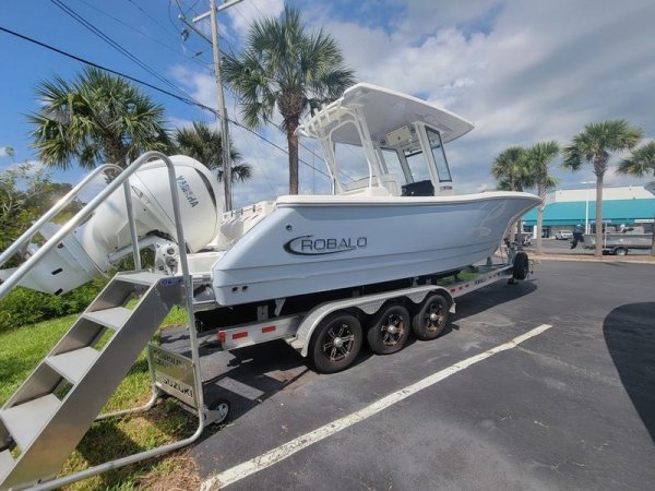 New 2024 Robalo for sale