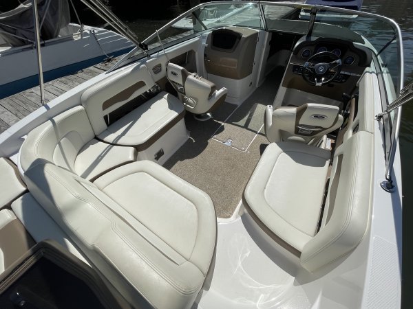 Pre-Owned 2014 Chaparral 246 SSI for sale