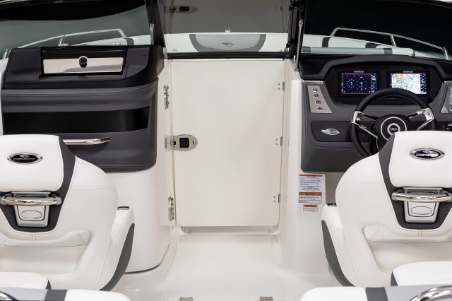 2025 250 OSX Bow Weather Door