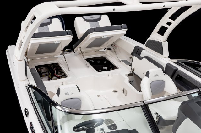 2025 250 OSX Bilge Access