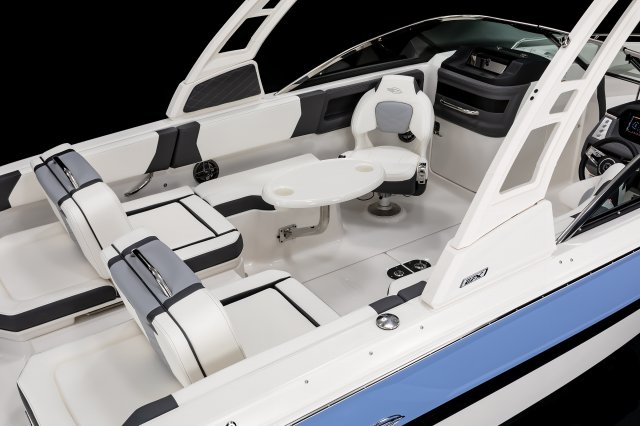 2025 250 OSX Cockpit Table