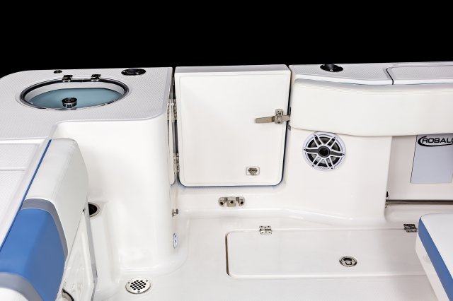 2025 R270 Side Entry Door Closed