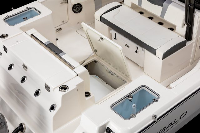 2025 R300 Center Floor Storage with Seakeeper