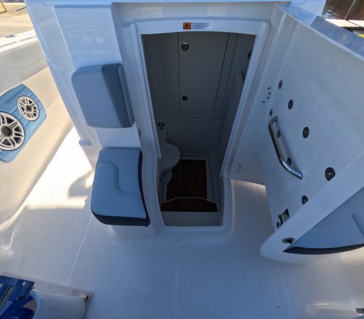 New 2026 Robalo R300  Boat for sale
