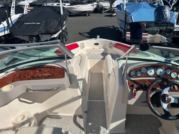 Pre-Owned 2004 Rinker Power Boat for sale